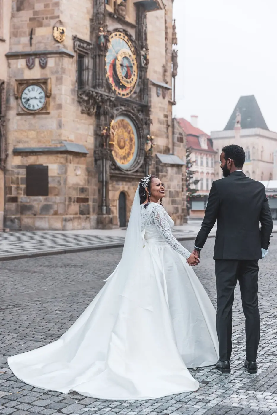 Prague Christmas December wedding photography — photo 3